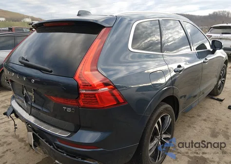 2018 Volvo Xc60 T5 Momentum from USA, damaged, VIN YV4102RK3J1065583